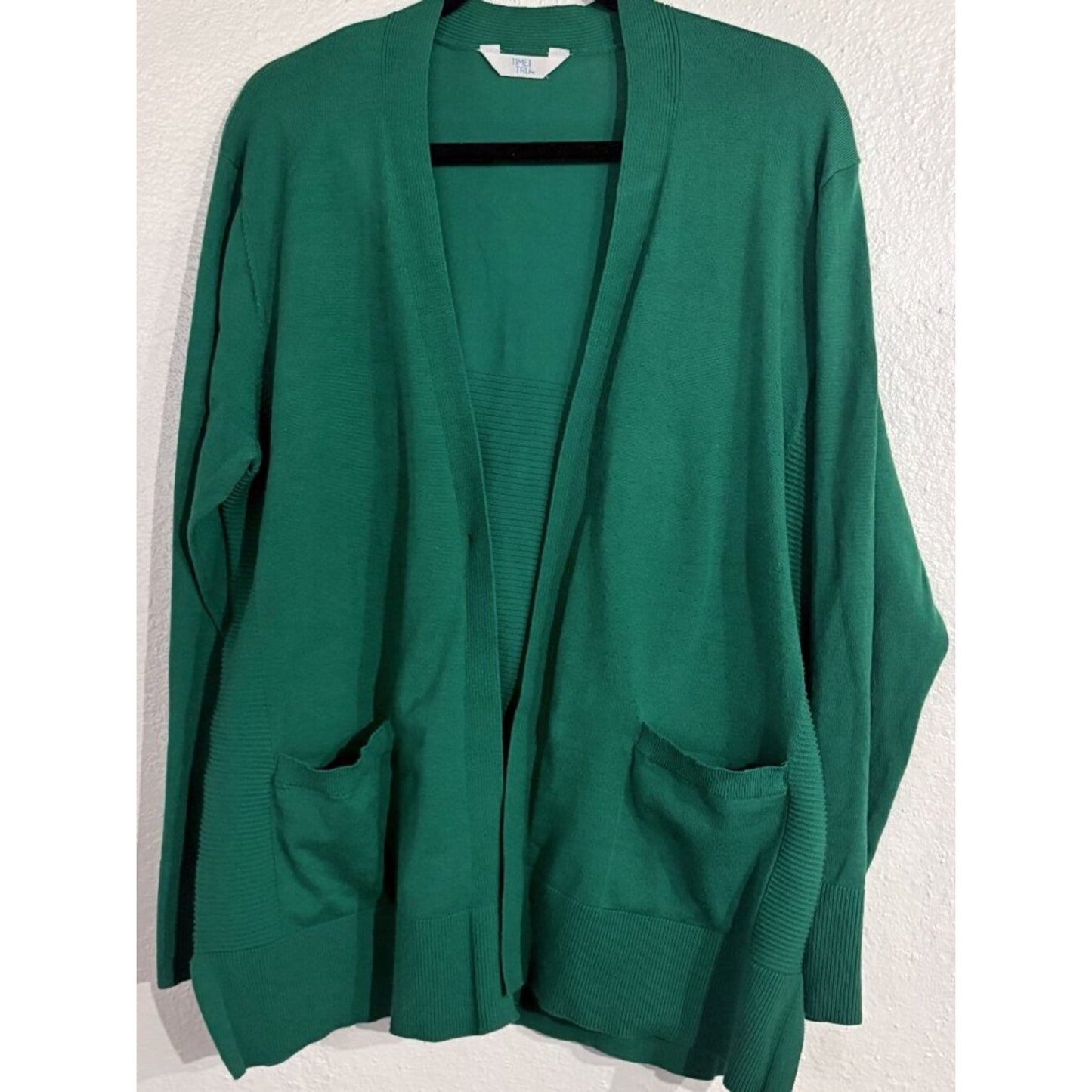 Time and Tru Emerald Green Cardigan