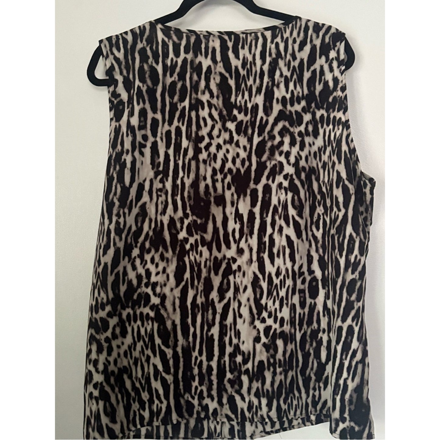 Chico's Black and Cream Animal Print Sleeveless V-Neck Camisole