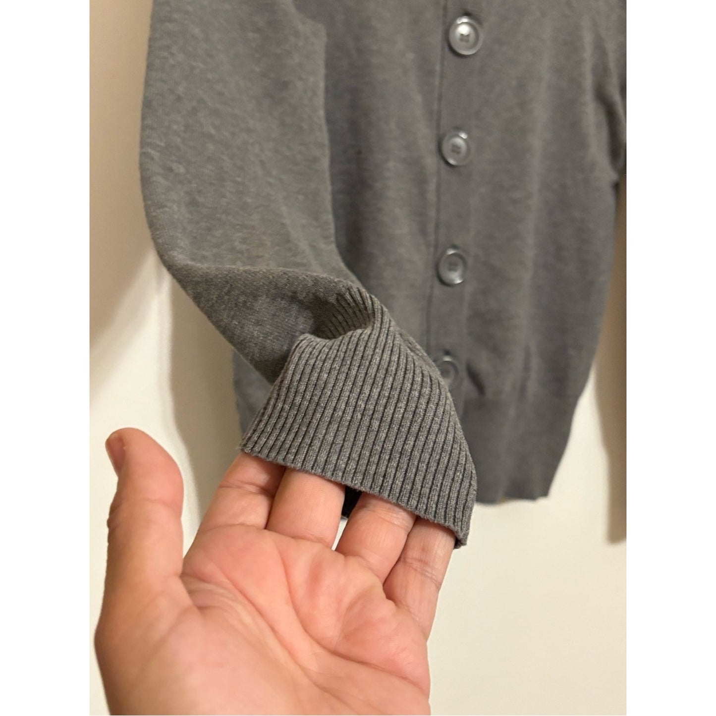 H&M Gray Ribbed Crewneck Sweater