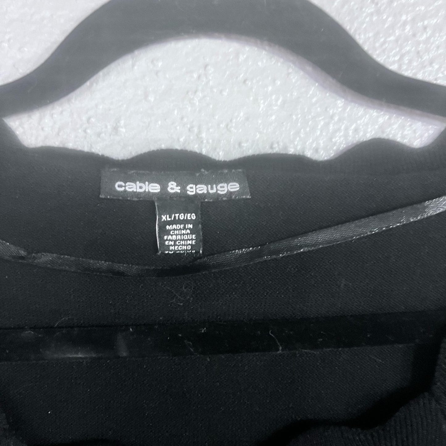 Cable & Gauge Black Short Sleeve Crew Neck Top