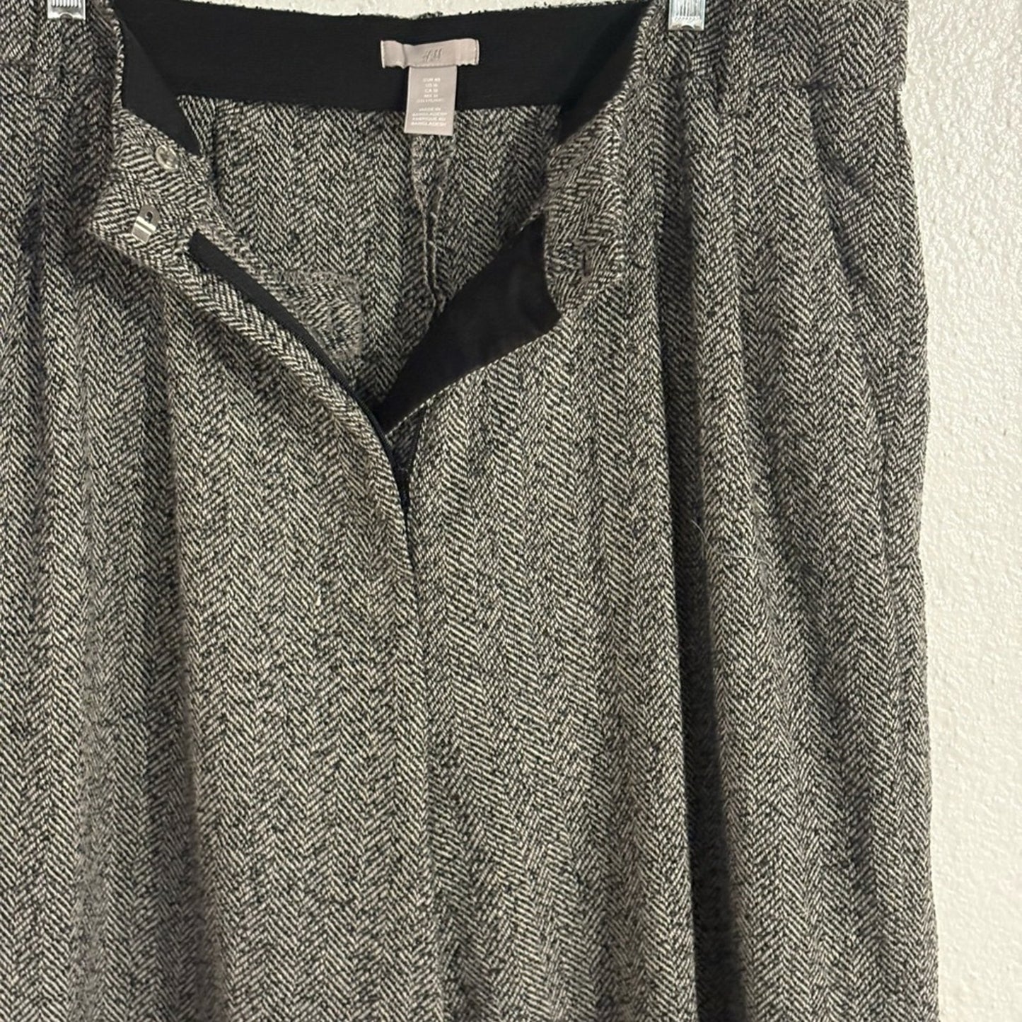 H&M Black and Gray Herringbone Trousers