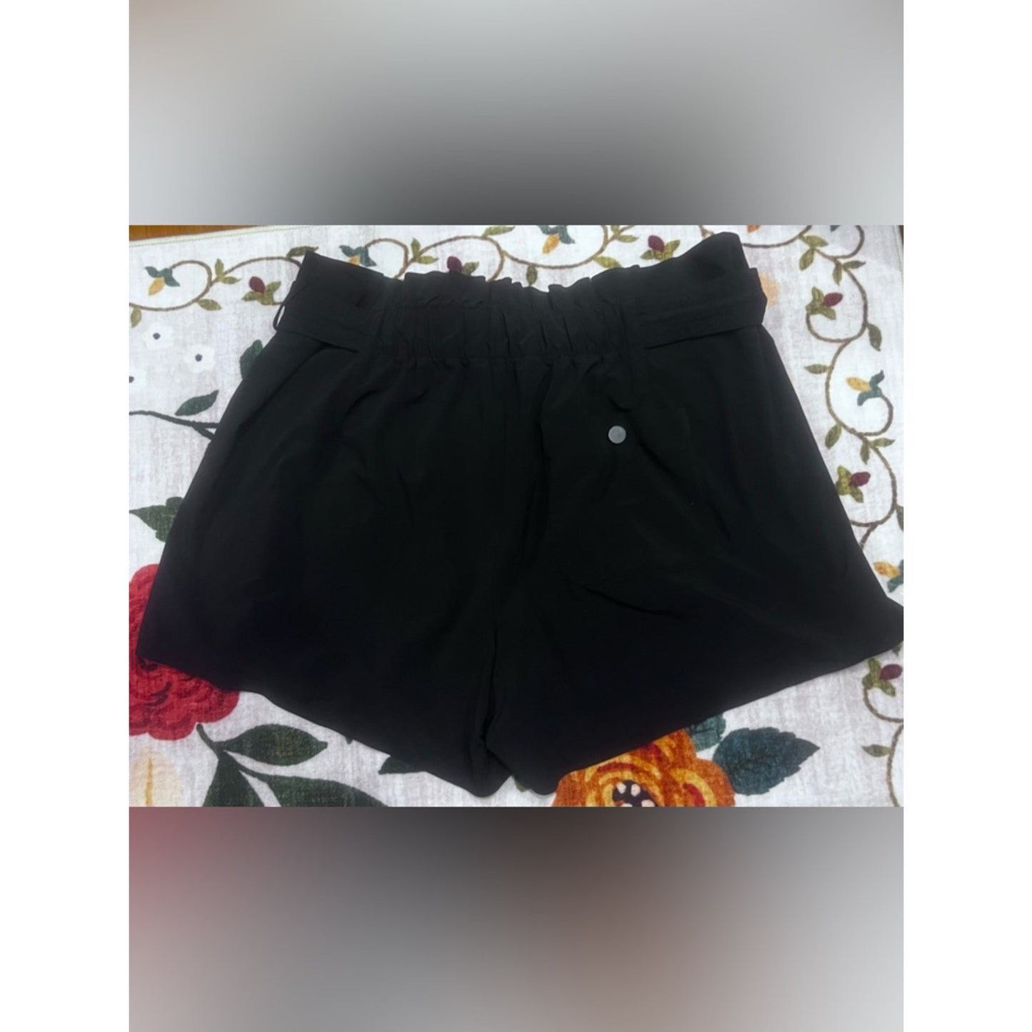 Athleta Black High-Waist Tie-Waist Womens Shorts