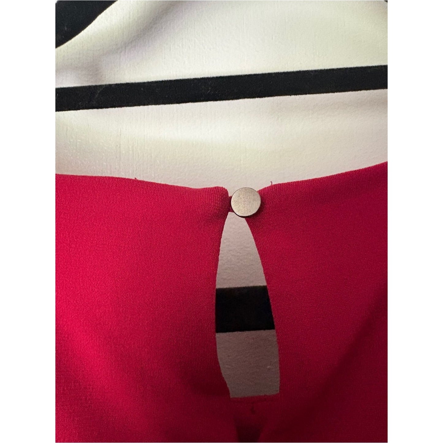 Calvin Klein Raspberry Pleated Sleeveless Shell Top
