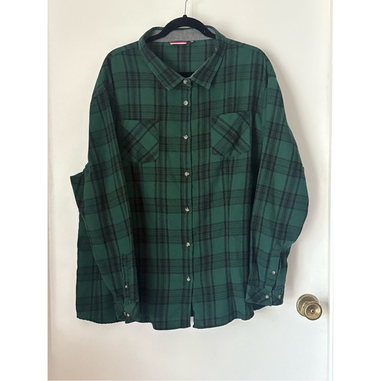 Source Unknown Dark Green and Black Plaid Button-Down Shirt